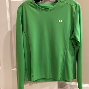 Under Armour green heat gear athletic shirt size L